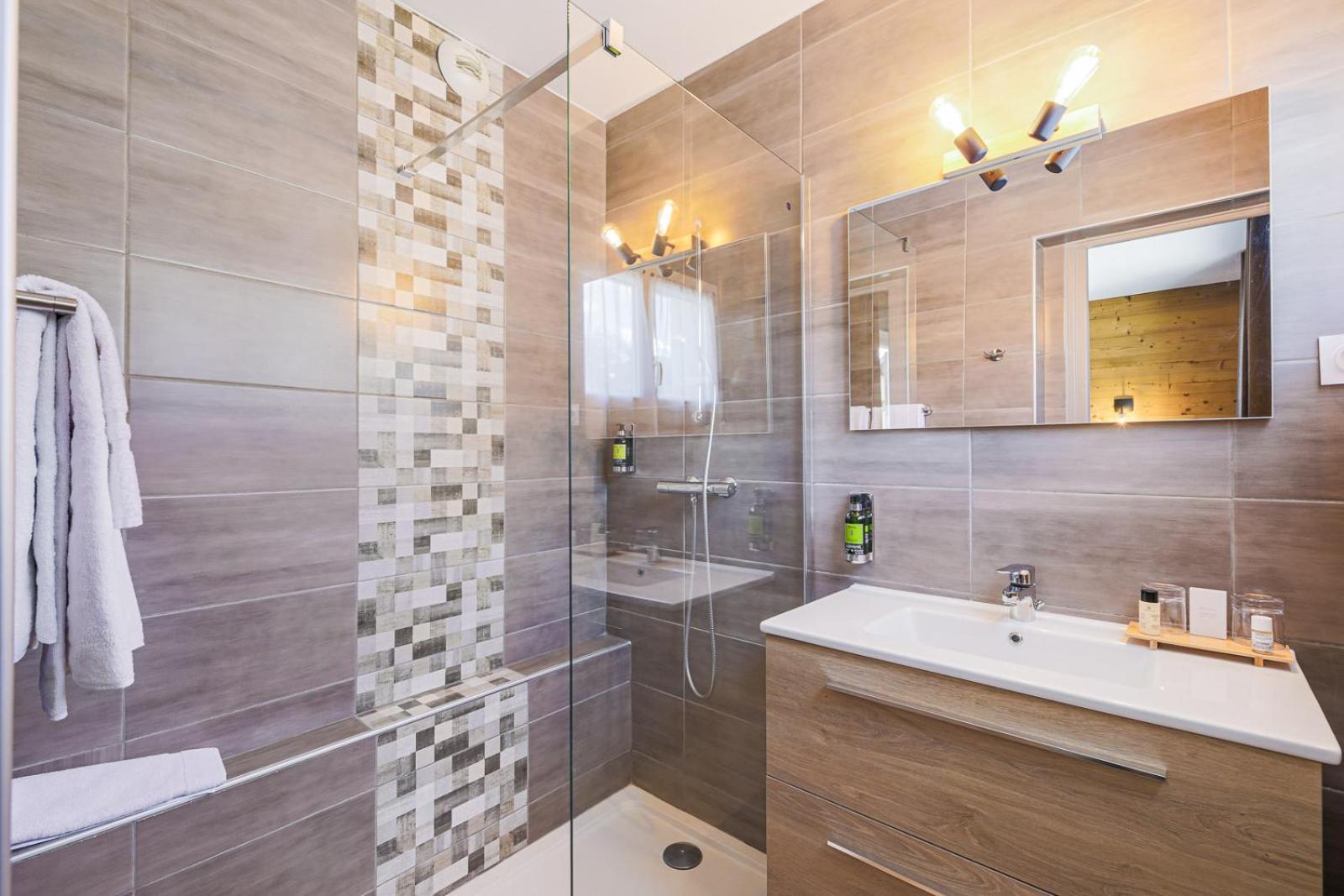 Hotel Et Spa Les Clarines Corrençon-en-Vercors Екстериор снимка
